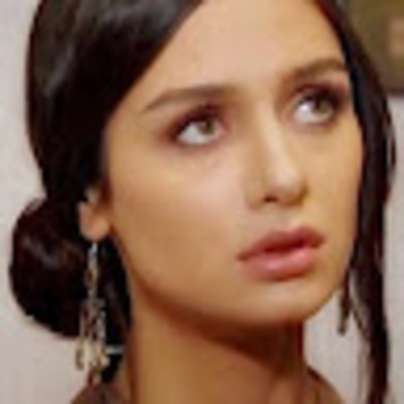 Meet your Posher, Maral - Picture 1 of 1